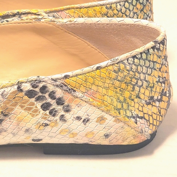 NWOT VINCE CAMUTO VC Landerla Snake Loafers - Picture 3 of 15